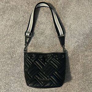 MICHAEL KORS Peyton quilted black bag with striped strap